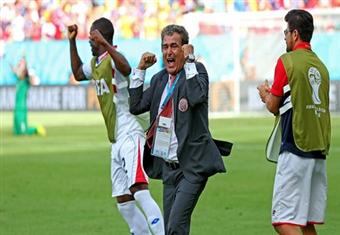 بينتو يكشف أسباب رحيله عن تدريب كوستاريكا 