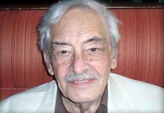 فيديو..جميل راتب يحاول الهرب من مباحث الاموال العامة إلى دبي في ''شمس''