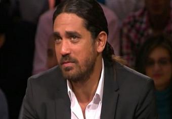 كرارة: بدأت مشواري ''مصفّق'' في برنامج عمرو أديب مقابل 30 جنيها