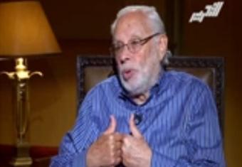 والد شهيد لجورج إسحاق: "أنت لم تخدم وطنك وأولادنا لم يجدوا حقوق الإنسان بتاعتك"