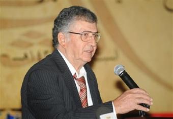 اليونسكو ينعي الشاعر الفلسطيني سميح القاسم 