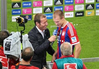 بادشتوبر.. مدافع بايرن يعود من جديد