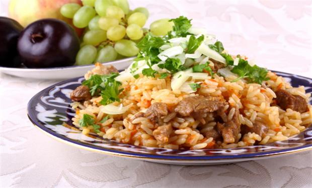 الأرز بالبقدونس مع قطع اللحم للدايت 