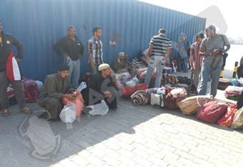 تونس تخصص مخزونًا غذائيًا وطبيًا لألفي لاجئ محتمل من ليبيا 