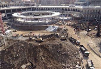 استئناف أعمال توسعة المطاف بالمسجد الحرام بعد انتهاء موسم العمرة