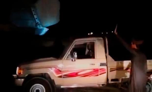 حالة غضب شديدة من أهالى " المضة " بسبب فيديو تحطيم جيب شاص بالسعودية 