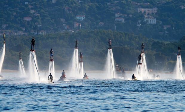 Hover board لوح تزلج يعمل بالطاقة المائية