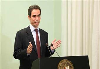 بالفيديو- المسلماني: سامي عنان الوحيد الذي كان مبتسم حينما تولى مرسي قيادة الجيش 