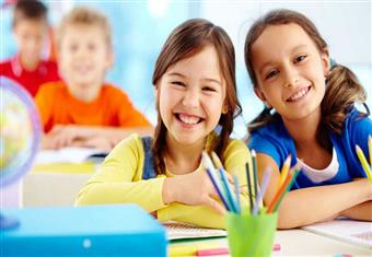 رقم هائل.. كم كلمة يحتاج الطفل سماعها يوميا لتحسين لغته؟