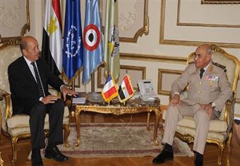 الفريق أول صدقي صبحي يلتقي وزير الدفاع الفرنسي