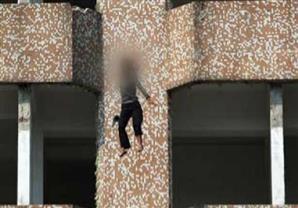 حبس عامل ألقى زوجته من الطابق الرابع بعد اعترافها بخيانته