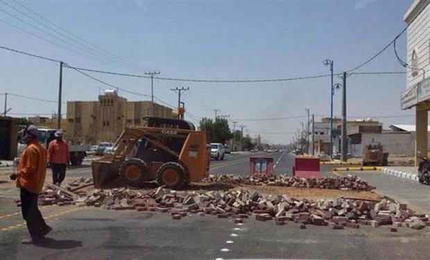 بالفيديو: سيارة تطير على طريق الملك خالد بسبب مطب صناعي 