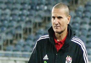 بالفيديو- طارق سليمان يروي كيف نجت بعثة الأهلي من موت محقق