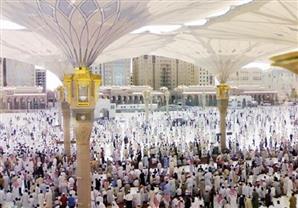 إمام الحرم النبوي يدعو المسلمين إلى نبذ الخلافات والعنف فى خطبة الجمعة