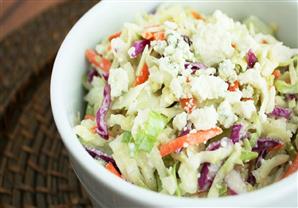 طريقة عمل سلطة الكولسلو بالجبنة الريكفورد