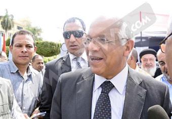 محافظ القاهرة: تسيير3 خطوط مينى باص مكيفة لخدمة رواد جراج التحرير ووسط المدينة