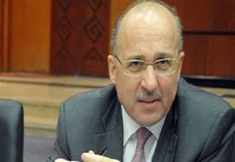 وزير الصحة يعرض اليوم الخطة القومية لتطوير ''التمريض''