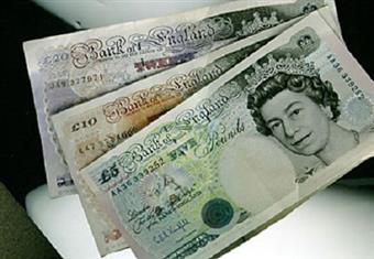 تراجع قياسي للإسترليني وهزة في سوق الأسهم بعد احتمالية استقلال اسكتلندا