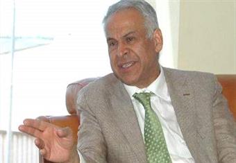 أزمة حادة بين رئيس نادى سموحة ونائبه  بعد صفقة ''طارق حامد''