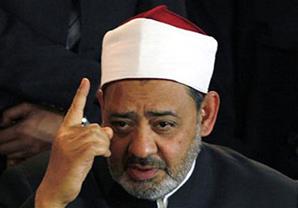 شيخ الأزهر يطالب علماء أصول الدين بالانتشار الواسع والتواصل مع الناس