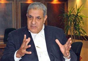 محلب يوافق على منح مسموحات جمركية لزائري بورسعيد بـ200 جنيه سنويًا