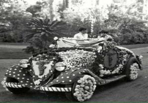 احدى سيارات موكب زفاف الملك فاروق والملكة فريدة