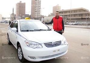 سائق ''التاكسي المحترق'' بالمطرية: ''بقيت أشهر من لاعيبة الأرسنال''