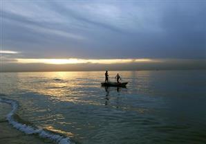 50% من بحر قطاع غزة ملوث بمياه الصرف الصحي غير المعالجة