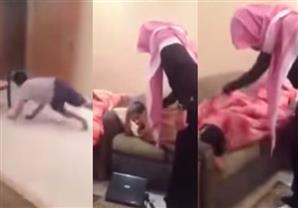 سعودي يستخدم صاعقاً كهربائياً لإيقاظ ابنيه للصلاة