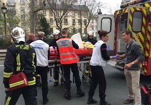 بالفيديو والصور -مقتل 12 شخص في هجوم مسلح على مقر صحيفة فرنسية