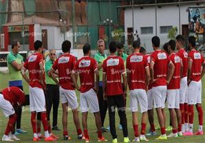 حظر إعلامي على لاعبي الأهلي بأمر "زيزو"