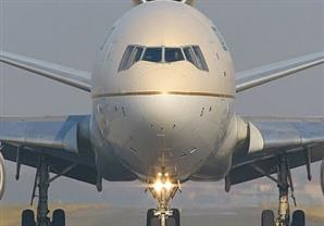 الكويت: لا وجود لأي متفجرات داخل طائرة هبطت اضطراريا اليوم 