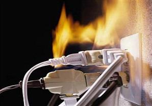 مصرع شخص صعقا بالكهرباء داخل محل في العياط