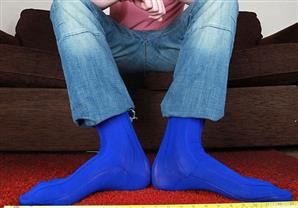 فنزويلي صاحب أكبر قدم في العالم بقياس 57