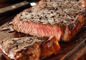  اللحوم الحمراء تزيد من خطر الإصابة بسرطان الثدي