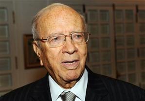 وفد رئاسي تونسي يصل القاهرة للإعداد لزيارة السبسي لمصر الأحد