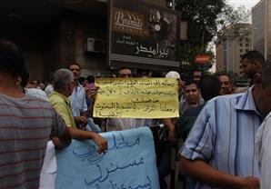 تزايد أعداد متظاهري هيئة الأوقاف: "يا رب يا لطيف مش لاقيين حق الرغيف"