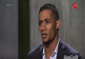 محمد رمضان يروي قصة خلافه مع علي الحجار في مسرحية " يمامة بيضا"