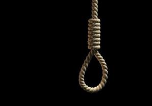 عاش بالشك ومات بالشنق.. نهاية مأساوية لعامل خردة قتل زوجته وصديقه ببنها