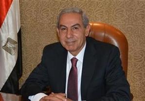 وزير الصناعة يصدر قراراً بشأن "مشروع الألف مصنع"