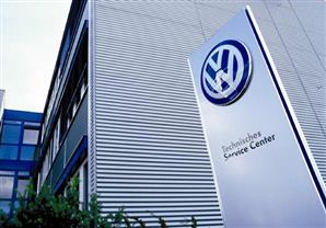 بسبب انبعاثات العادم.. الشرطة تداهم مقرات فولكس فاجن!