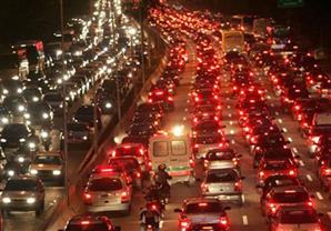 اتبع هذه النصائح للهروب من الأزمات والاختناقات المرورية اليومية