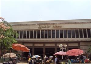 مشادات وارتباك.. تفاصيل ما حدث في محطة قطارات الزقازيق - فيديو