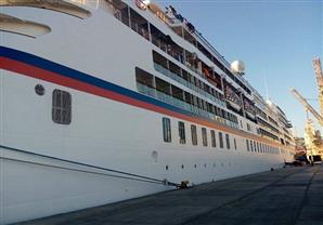 بالصور.. وصول 268 سائح من مختلف الجنسيات لميناء سفاجا