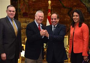 صور-  السيسي يبحث مع وفد الكونجرس التطورات بالمنطقة 