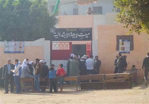 لجان الشرقية تفتح أبوابها أمام الناخبين في جولة الإعادة 