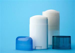 امرأة تتخلي عن مزيل العرق لأسبوع..تعرف علي النتائج