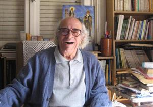 وزير الثقافة يزور إدوار الخراط بالمستشفى للاطمئنان على حالته الصحية