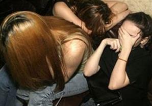 الأمن يداهم وكرًا للأعمال المنافية للآداب بالدقي