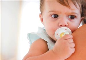 المصاصة أو "التيتينة"..مفيدة أم مضرة؟